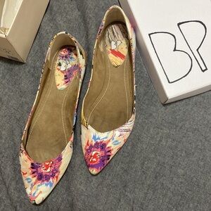 Floral ballet flats